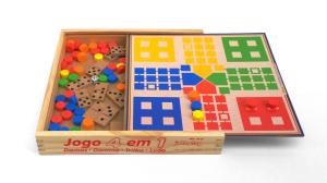Jogo 4 em 1 Damas, Trilha, Ludo, Domin�
